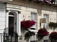 The Cumberland - parking