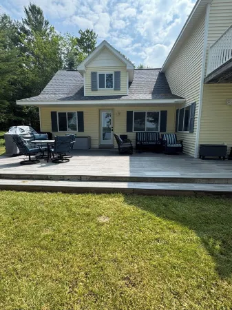 Lakefront Vacation Home