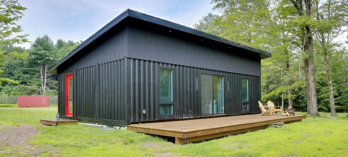 Lakefront Catskills Container Home: Private Lake Ξενοδοχεία στην πόλη Sullivan County