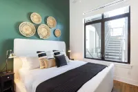 New Build 2 Condos Minutes From Downtown Nashville Dining & Entertainment