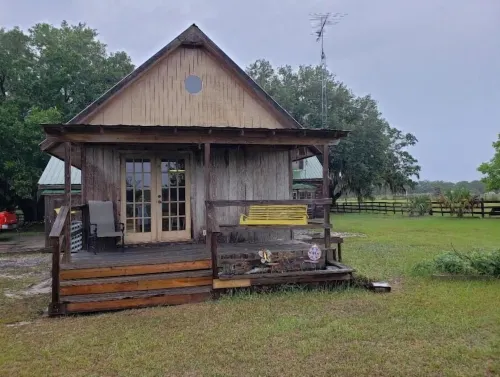 Little Fish House Casita de Peces Sugar Sand Farm