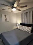 Eastside 3 bed 2 bath, King en suite & fast Wifi