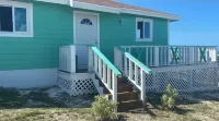 Ocean View Villa w/ Patio Deck Hoteles en 