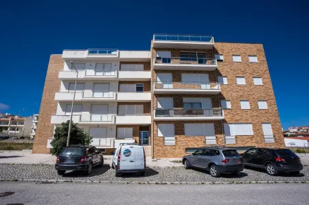 Foz Village Beach by Rent4All