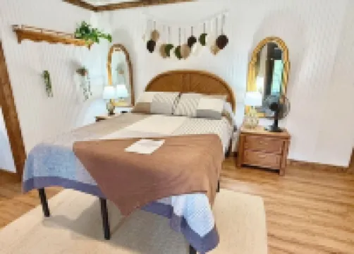 Cozy 1-bedroom apartment with AC, WiFi in enjoyable Harrison