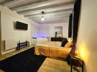 Love Escape Centre Ville de Nemours Hotels in Nemours