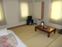 Hotel New Takahashi Kouyadai Hotel a Ushiku