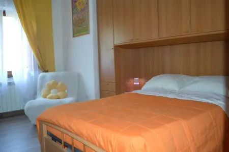 House with private beach on the river Отели в г. Баньи-ди-Лукка