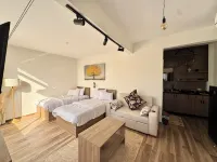 Akasia Pyramids View