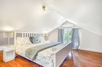 Your home away from home in Thorold, ON - Niagara Falls Hotels in Thorold