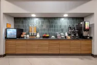 La Quinta Inn & Suites by Wyndham Sherman - breakfast