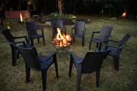 5BR Mulberry Farm with private pool, Open-Air Jacuzzi and Eco-friend Practices فنادق في Mewat