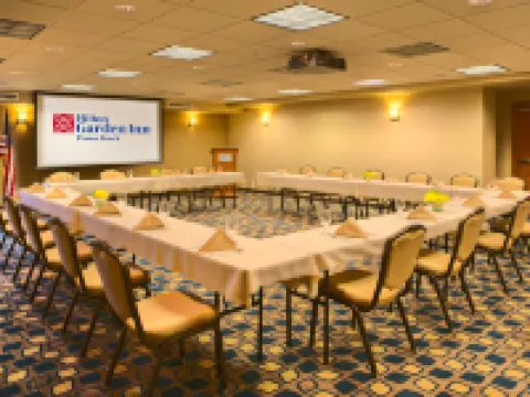 聖路易斯奧比斯波皮斯莫比奇希爾頓花園酒店 聖路易斯－奧比斯波縣酒店