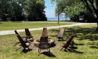 Charming Lakeside 2-bedroom cottage in lovely Alburgh, VT 알버그 호텔