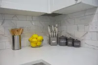 Decatur 3-BR Bliss: Modern Comfort