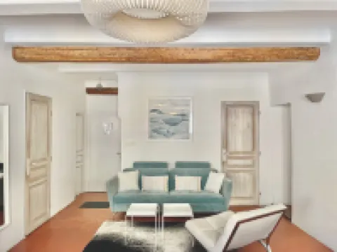 3 bedroom apartment in aix-en-provence