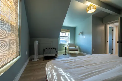 Charming 3-bedroom house in wonderful Downtown Greenville Area Hotels in Parker