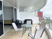 APARTMENT SEA VIEW RESORT FONTAINEBLEAU TONSUPA, SWIMMING POOLS PRIVATE BEACH Hotels in Tonsupa