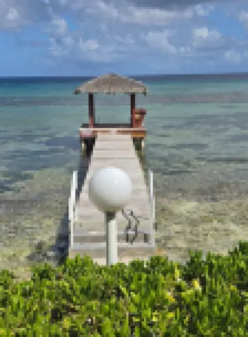 Northern Lights # 9 Spacious 3 Bd/3+ Bath Beachfront on Snorklers Paradise
