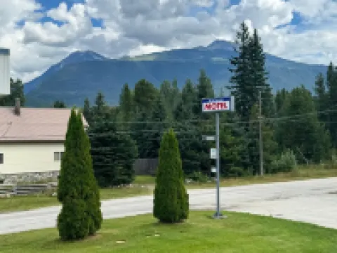 Blue River Motel Hotels in Blue River