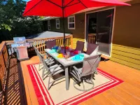 Charming 2 Bedroom Top Floor Duplex In Heart of Washougal Hotels in Washougal