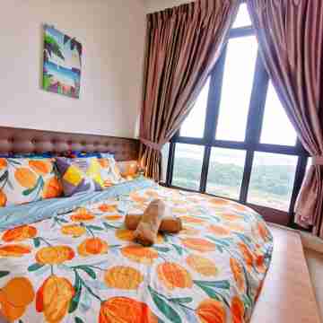 8 mins Walk to2B2R@ Legoland-Happy Sunshine Suite for families-Lakeview Cozy!8px Rooms