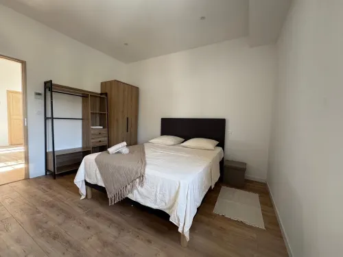 Splendid apartment in Orange town center