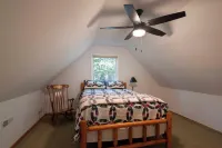 Charming 4-bedroom cabin with WiFi, AC in Bryce Resort
