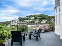 Luxury beach-front House with fantastic sea views in Woolacombe with parking Hotels in Woolacombe