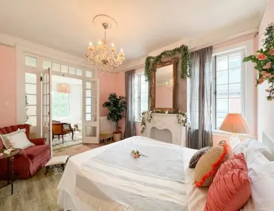 Bloom-Inspired 3-Bedroom Retreat in Union City – Your Dream NYC Escape! GED TESTING CENTER 주변 호텔