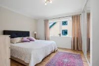 Charming 2-bedroom apartment in the heart of Sarpsborg Hotels in 