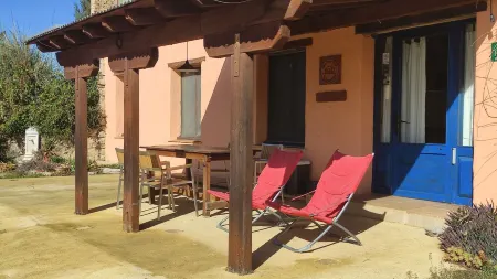 Apartamento piscina compartida  4 plazas con un baño.