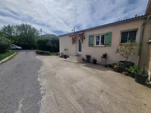 Bienvenue Aux Rêves Des Mées, Refuge Enchanteur Pour des Vacances Inoubliables Hotels in Les Mees