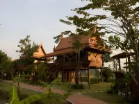 Ayodhara Village Hotels in Nakhon Luang