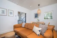 Ocean Boulevard South, 3 min walk to the beach! Hotels in Rye
