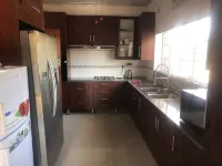 Beautiful 4-Bedroomed House with a Jacuzzi Hotels in Hwange