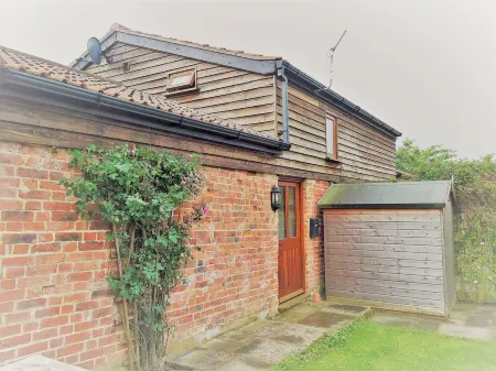Cosy Self Contained Barn Annexe at foot of the Blackdown Hills Отели в г. Тонтон Дин Дистрикт