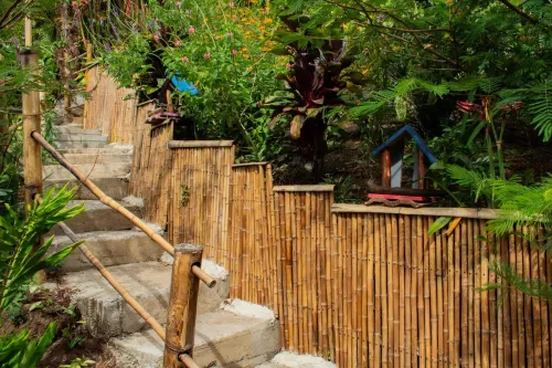 Charming chalet with WiFi in Poas. Great trails, and pools Hotels in Poas