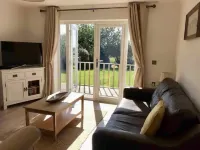 Peaceful home from home cottage beautifully presented in village location. Hotels in Atherstone