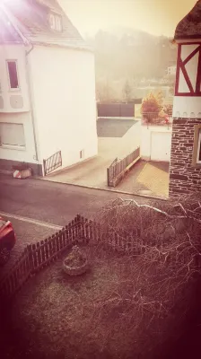 Quiet, yet centrally located, newly renovated apartment for 2-4 people Hotels in Bullay