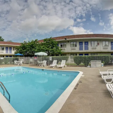 Motel 6 Amherst, Oh - Cleveland West - Lorain