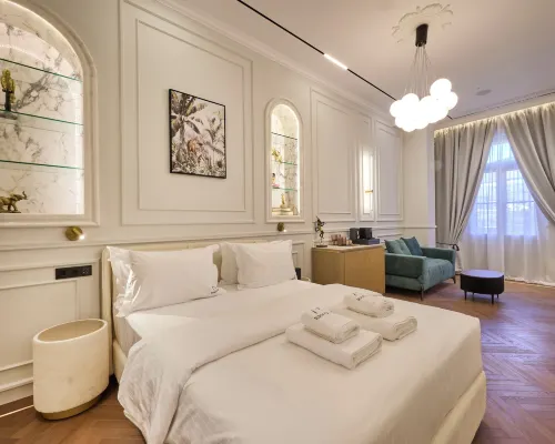 Ermou 99 Intelligent Private Suites Hotels near Hadrian's Arch