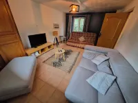 Spacious and comfortable house 15' from Lille - Cense du Quevaucamps Hotels in Leers