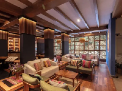 卡薩得索爾麥池皮池酒店 阿瓜斯卡連特斯酒店