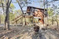 'bluebird Treehouse' Near Kiamichi Mtns w/ Hot Tub - Apartments