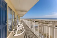 Stunning Sunrise and Pool Access - Beautiful Oceanfront Retreat