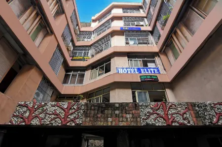 FabHotel Samrat Отели рядом с достопримечательностью «Индиан Музеум»