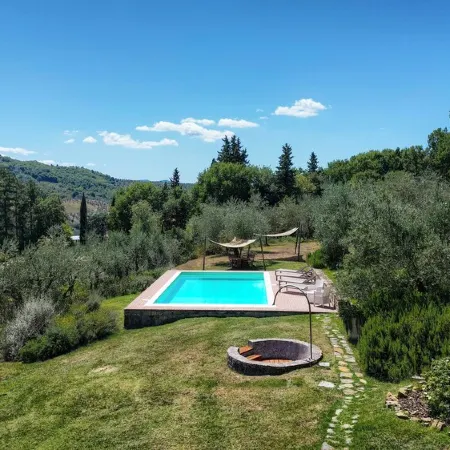 Villa with private swimming pool on the Florentine hills 25 Km from Florence