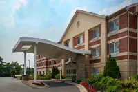 Fairfield Inn & Suites Detroit Farmington Hills - parking