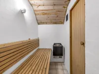 "Sylvi" - 1.7km from the Sea